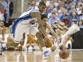 Dogus Balbay loses the ball to a Duke defender. (TexasSports.com)