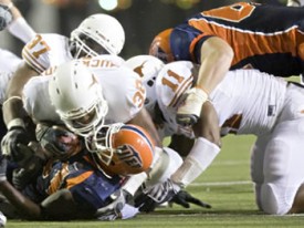 The Texas defense will try to swarm Trevor Vittatoe and the UTEP offense.